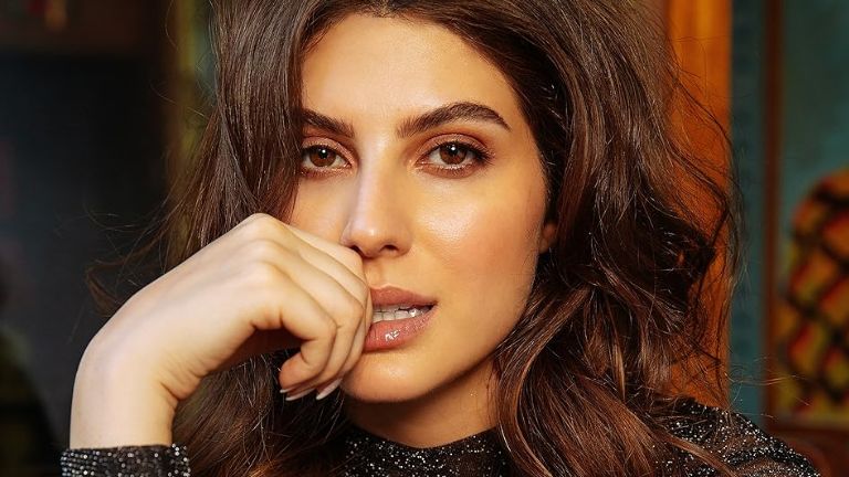 elnaaz norouzi, movies, sacred games, ranneeti, elnaaz in sacred games, elnaaz norouzi movies, elnaaz norouzi in ranneeti, elnaaz dual roles