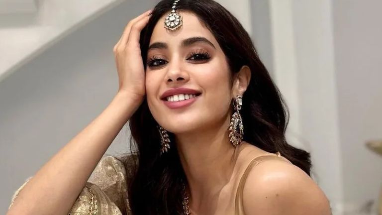 janhvi kapoor, sridevi, janhvi, chennai house, kapoor, sridevi house, airbnb, janhvi and sridevi