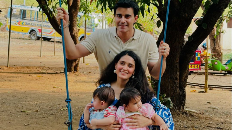 pankhuri awasthy, gautam rode, pankhuri Gautam twins