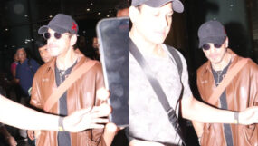 shah rukh khan at airport,