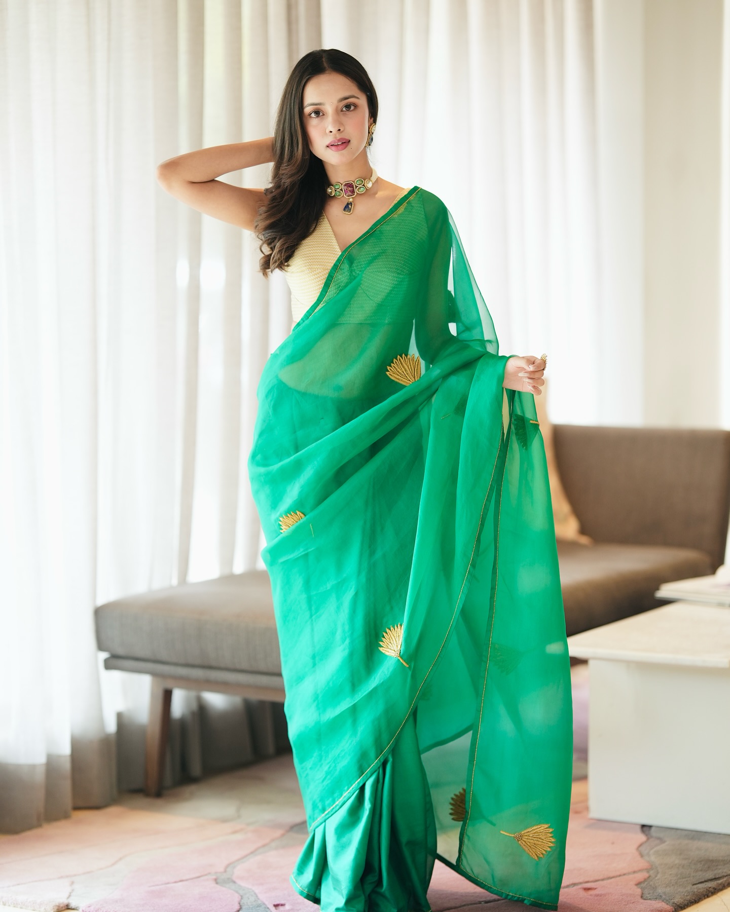 Nitanshi Goel looking elegant in a simple green saree